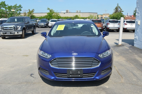 2014_Ford_Fusion_959525506.JPG