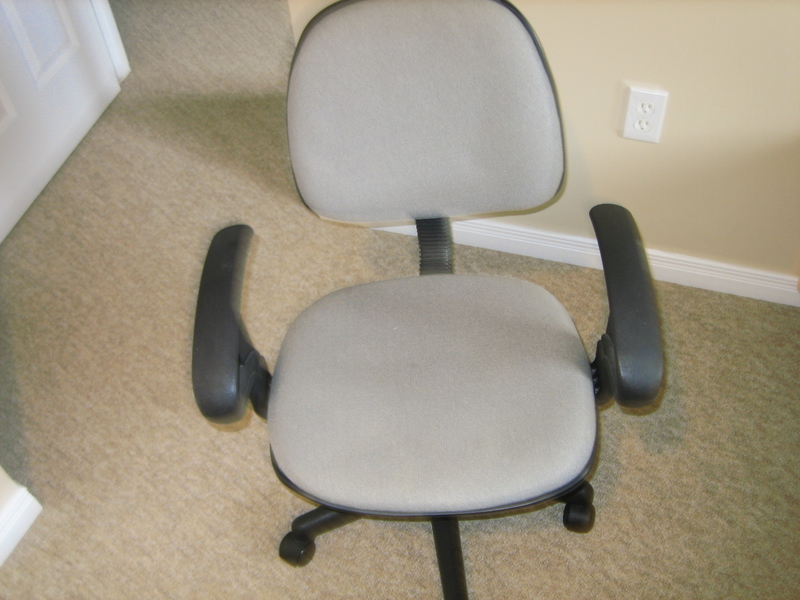 chair 1.jpg