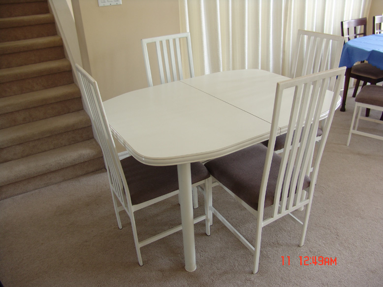 white dining table.jpg