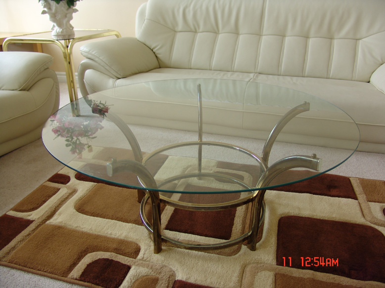 glass coffee table002.jpg